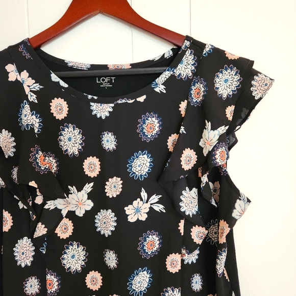 Loft Outlet Women's Black Floral Tank, Size Large - Picture 2 of 8